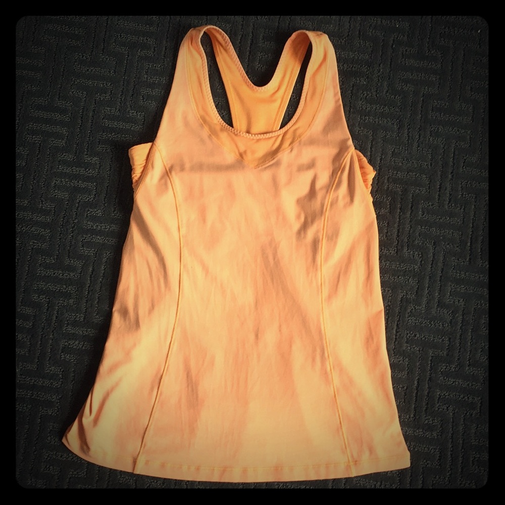 Lululemon tank
